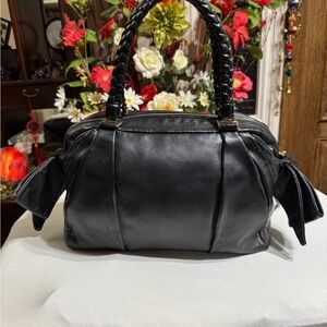 SALVATORE FERRAGAMO LEATHER SHOULDER BAG